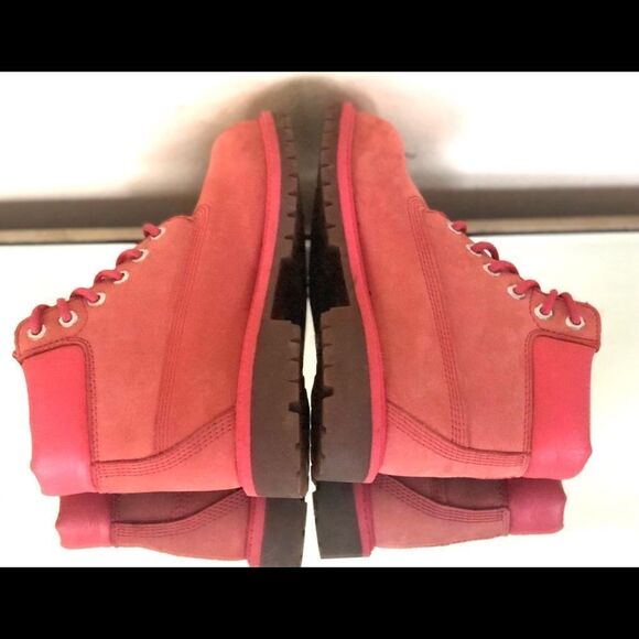 Timberland 6” Premium Waterproof Boots Girls SZ 2 - Picture 3 of 9